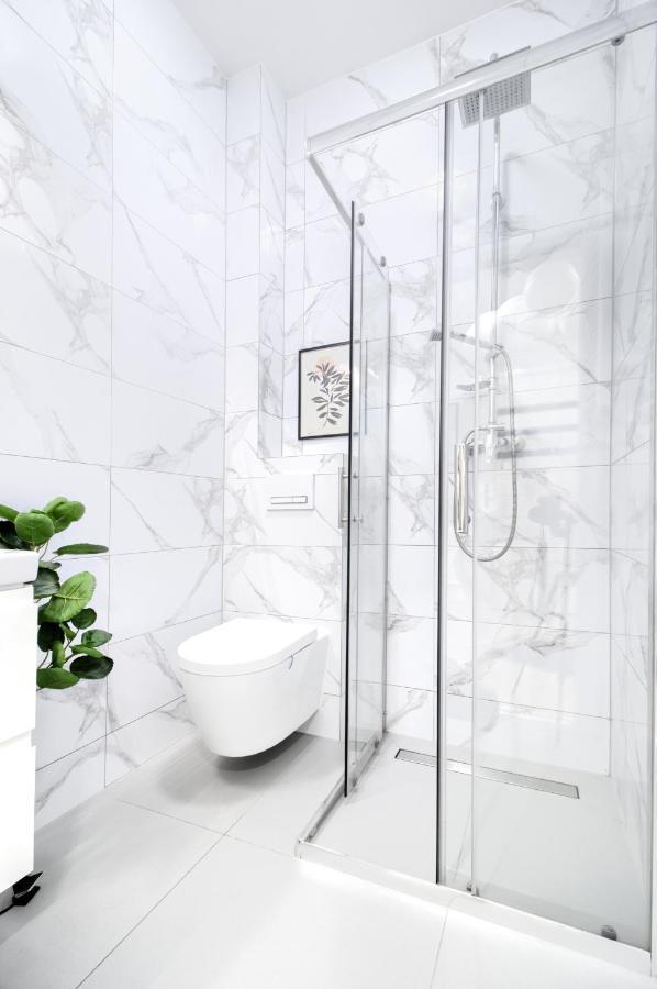 Apartamenty Wyspa Solna By Vacation Rental - Basen, Sauna, Jacuzzi, Silownia W Cenie Kołobrzeg Eksteriør billede