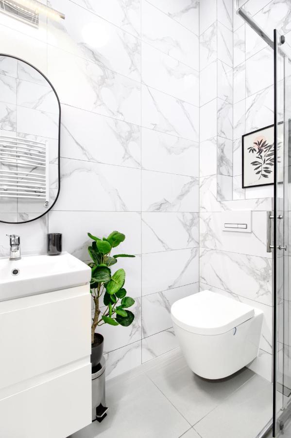Apartamenty Wyspa Solna By Vacation Rental - Basen, Sauna, Jacuzzi, Silownia W Cenie Kołobrzeg Eksteriør billede